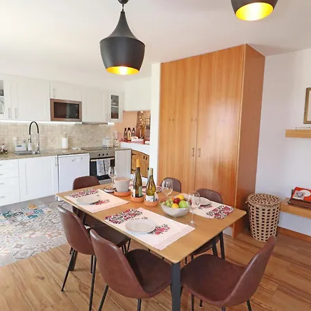 Casa Rosas E Casa Do Mar