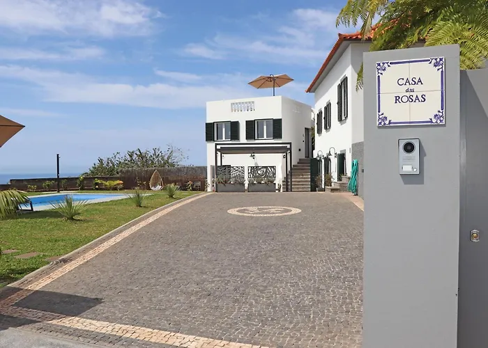 Casa Rosas E Casa Do Mar Arco da Calheta